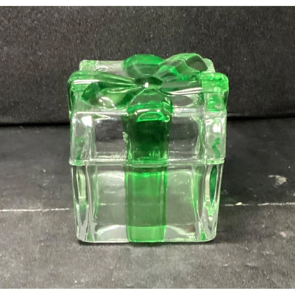 Mikasa Celebrations‎ Crystal Green Bow Clear Christmas Box Present Vintage